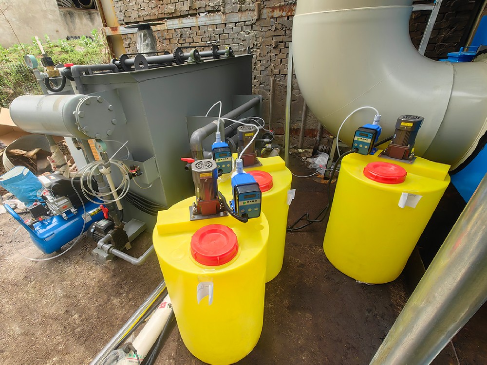 油庫(kù)廢水處理：防爆氣浮機(jī)設(shè)備